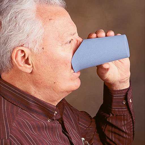 Copo com recorte em plástico - Image 2